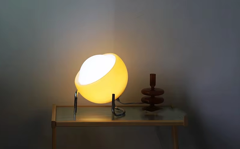 Qasim Bauhaus lampa stołowa | 1+1 GRATIS