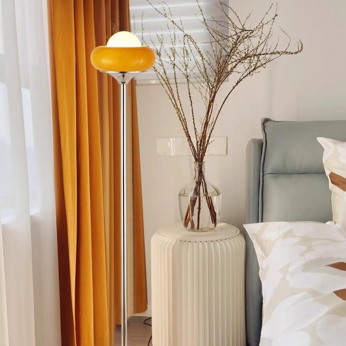 Lampa podłogowa Bauhaus Egg Tart | 1+1 GRATIS