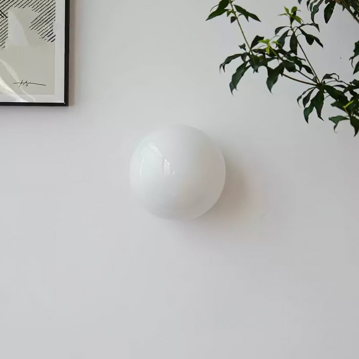 Minimalistyczna Lampa Ścienna Bauhaus Orb | 1+1 GRATIS