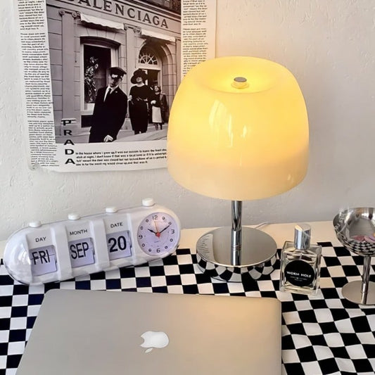 Minimalistyczna lampa stołowa | 1+1 GRATIS